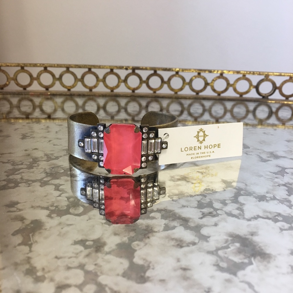 Loren Hope Alex Cuff